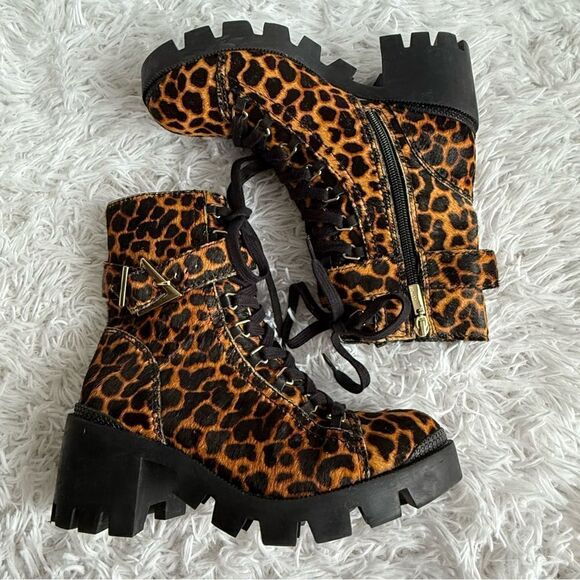 SCHUTZ Calista Calf Hair Animal Print Lug Sole Combat Boots Size 7.5 - Picture 4 of 13